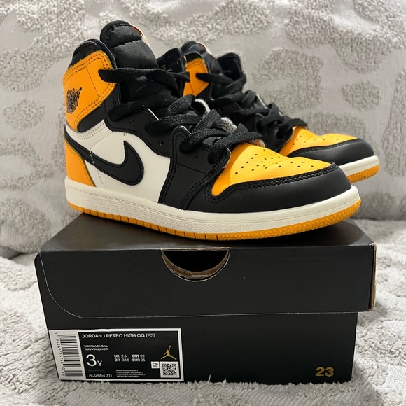 Jordan 1 Retro High OG (PS) Taxi/Black-Sail Size 3Y - Picture 5 of 11